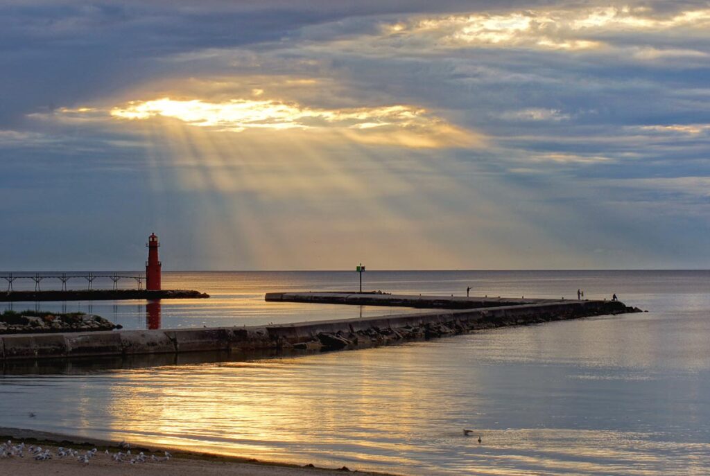 Sunbeams, Lighthouse, Algoma, Sunrise, Reflection