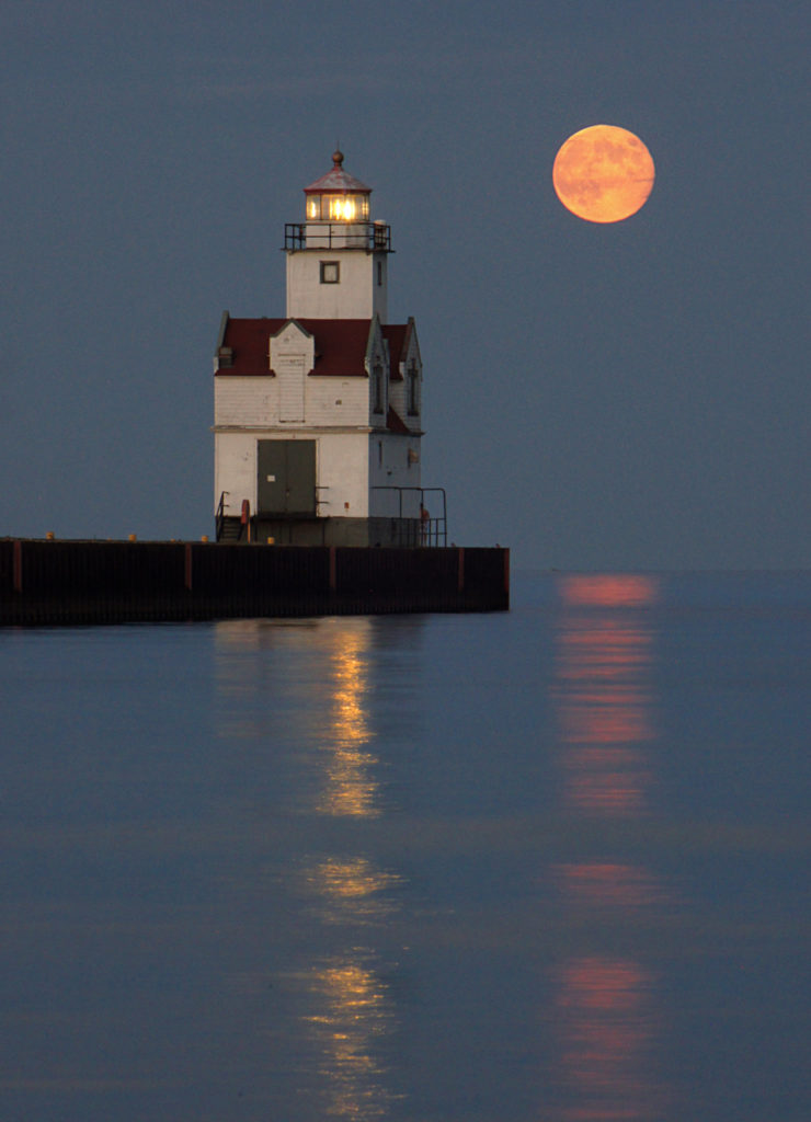 Kewaunee, Lighthouse, Full Moon, Reflection