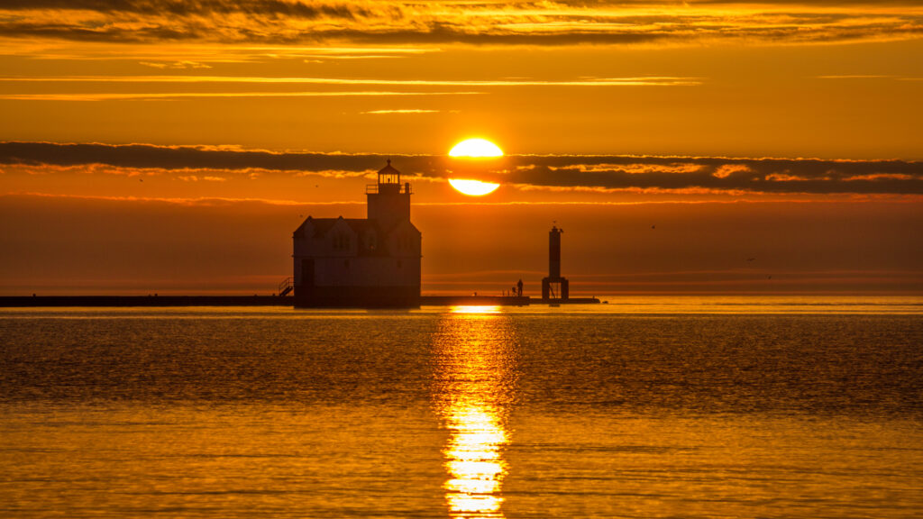 Lighthouse, Kewaunee, Lake Michigan, Sunrise
